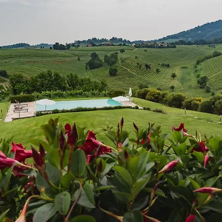 Prime Alture Wine Resort Casteggio Esterno foto
